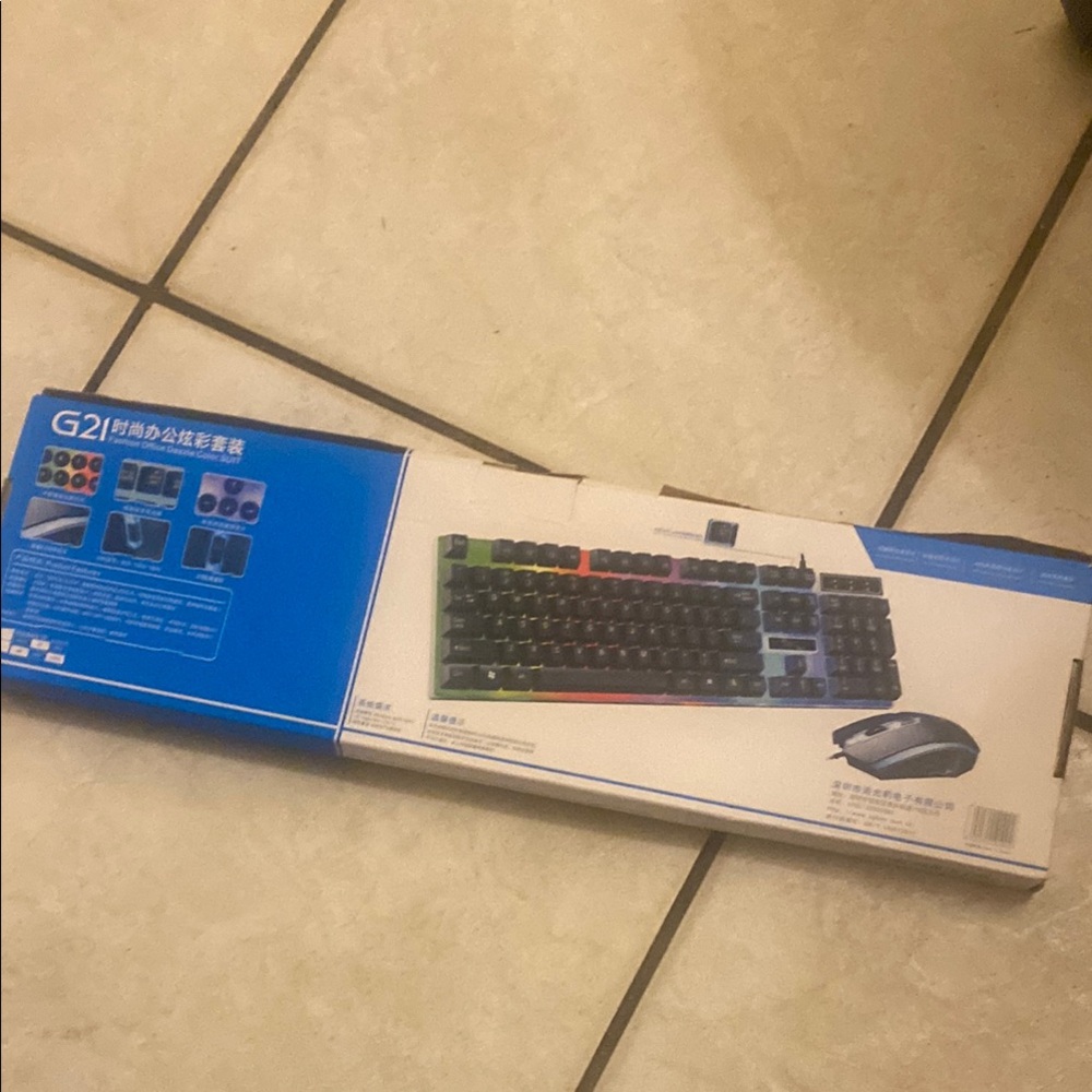 G21 Gaming Keyboard and Mouse Set - Black with Multicolor Backlight
